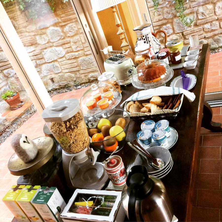 La Locanda Del Barbagianni Santa Luce Eksteriør billede